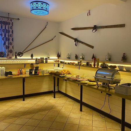 Pokoje Goscinne Madzia Poronin Extérieur photo