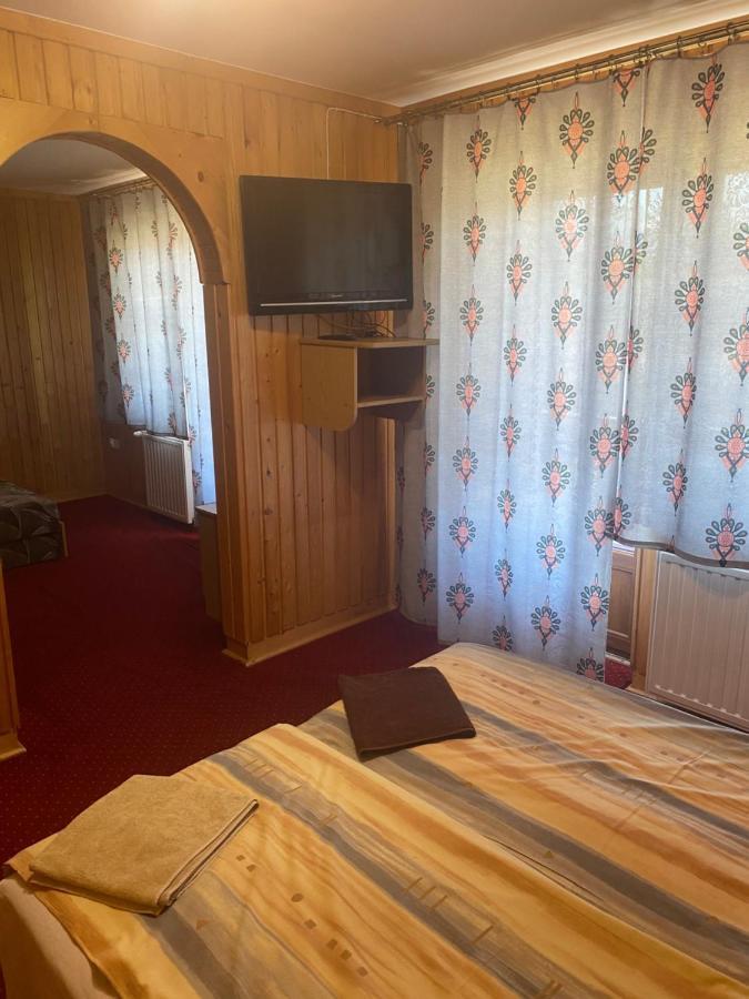 Pokoje Goscinne Madzia Poronin Extérieur photo