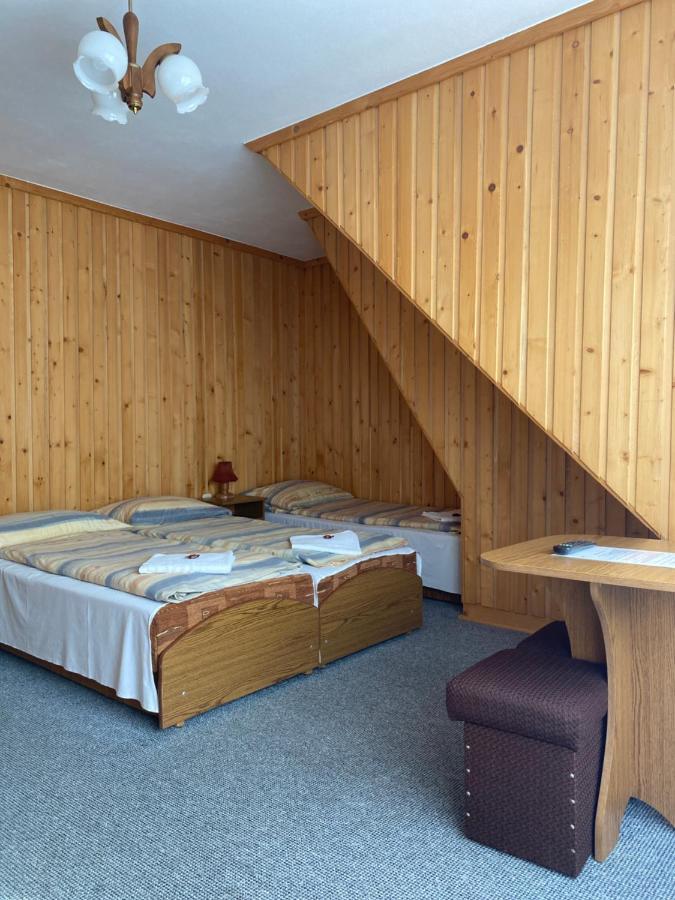 Pokoje Goscinne Madzia Poronin Extérieur photo