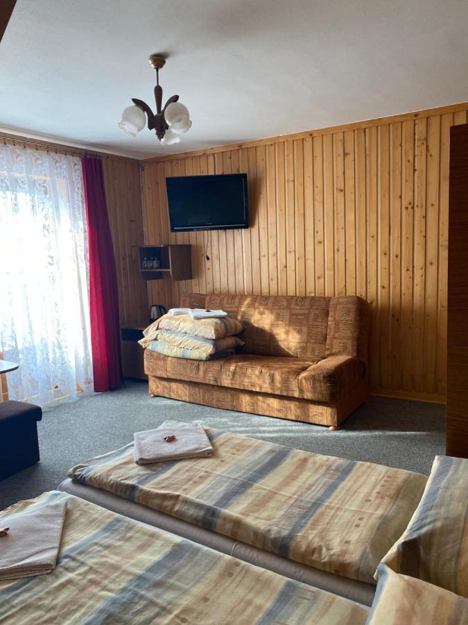 Pokoje Goscinne Madzia Poronin Extérieur photo