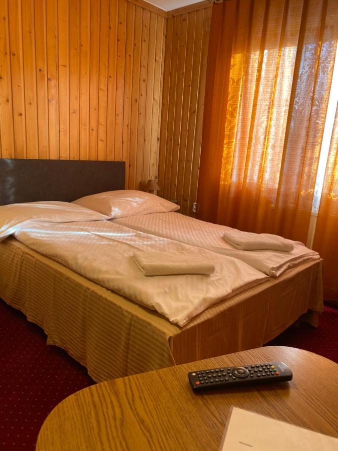 Pokoje Goscinne Madzia Poronin Extérieur photo