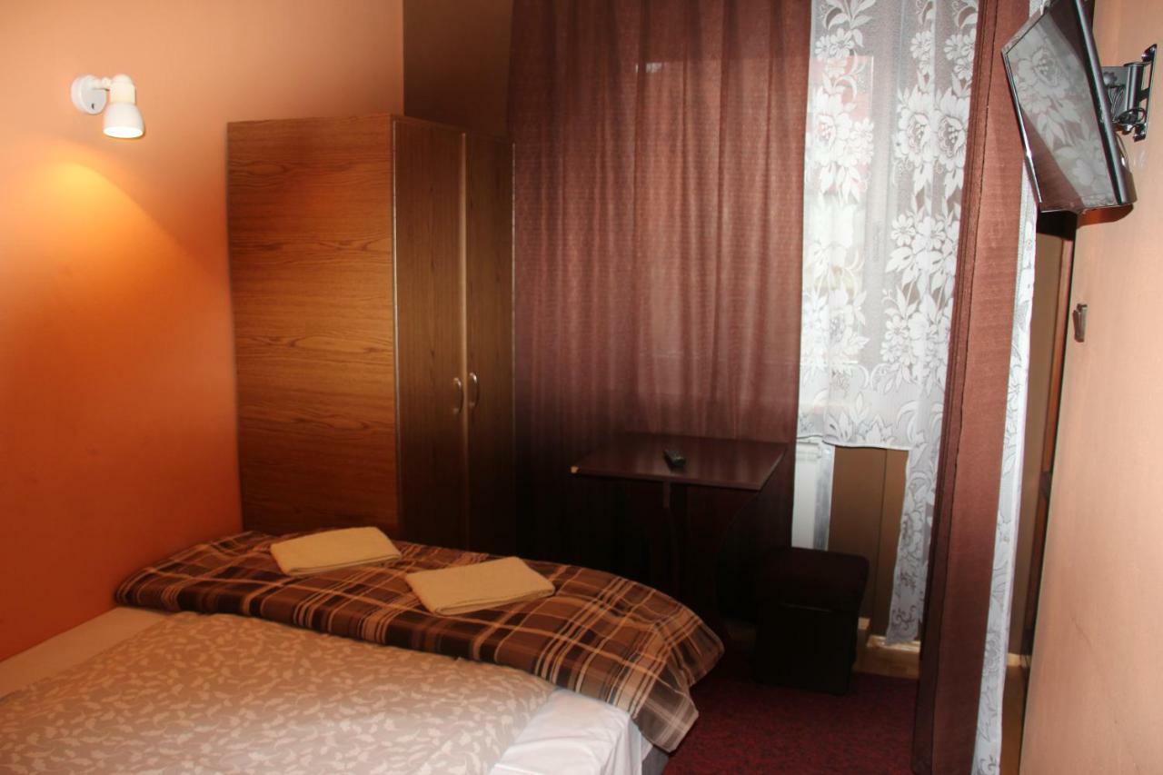 Pokoje Goscinne Madzia Poronin Extérieur photo